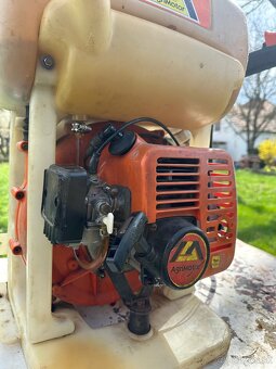 Postrekovač Agrimotor 3W-650 - 4
