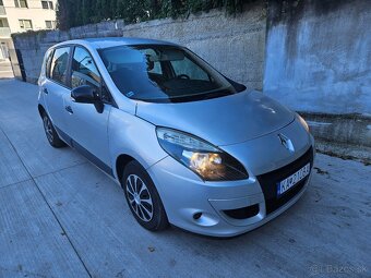 Renault Scénic 1.5 dCi Expression - 4