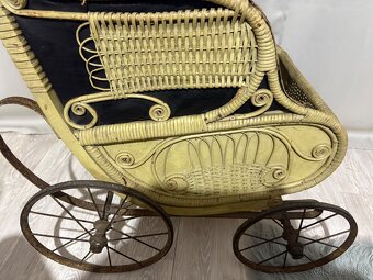 Starožitný kočík - 4