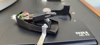 Gramofón Tesla. - 4