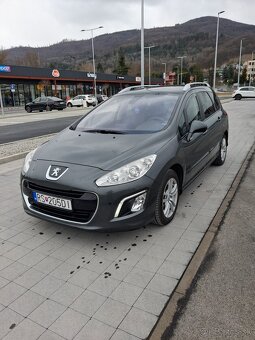 Peugeot 308 SW 1.6 HDi r.2012 - 4