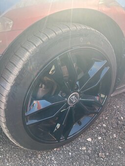 Mazda 3 2.0 BENZÍN SEDAN - 4