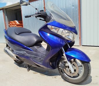 Suzuki Burgman 200, 13,5KW, r.v.2009 - 4