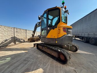 Volvo ECR 58D bager - 4