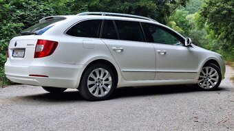Rezervovane Škoda Superb Combi 2.0 TDI CR Comfort 170k DSG - 4