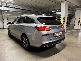 Hyundai i30 CW 1.5 T-GDi mHEV,,2022,40000km,LED,1.majiteľ - 4