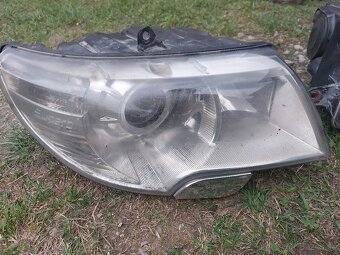 predné svetlá Superb II - 4
