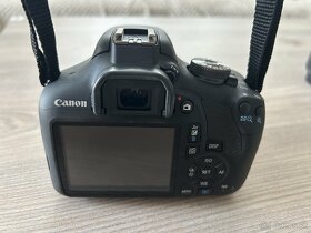 Zrkadlovka Canon s objektívmi a príslušenstvom - 4