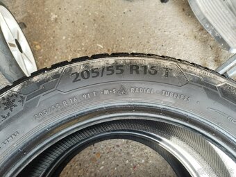 Predám zimné pneumatiky Barum Polaris 5 205/55R16 - 4