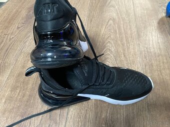 Tenisky Nike Air Max 270, veľkosť 40 - 4
