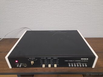 TESLA Zosilovač Gramofon - 4