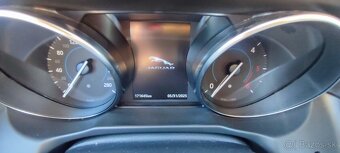 Jaguár XF , AWD, 2.0, 2019 - 4