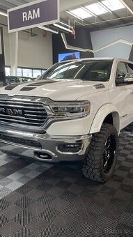 Dodge Ram 1500 5,7 HEMI - 4