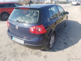 Volkswagen Golf 1.6 FSI Comfortline - 4