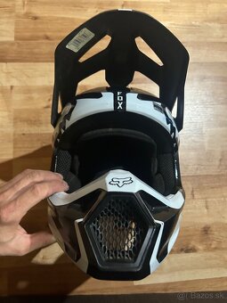 Fox V1 ECE 22.06  2023 - 4