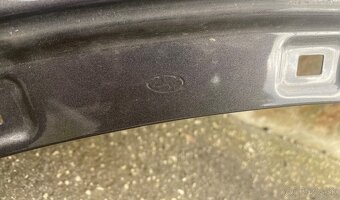 Hyundai Santa Fe IV ľavý predny blatnik - 4