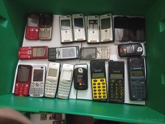 Predám zbierku mobilov viac ako 500ks - 4