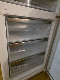 Predám chladničku Whirlpool - 4