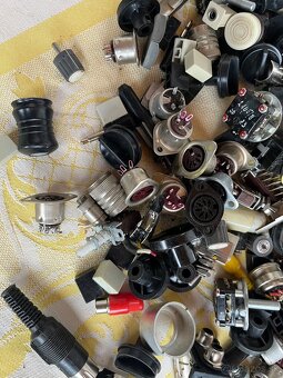 Elektronike suciastky - 4