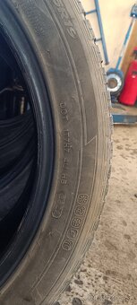 245/45R19 - 4
