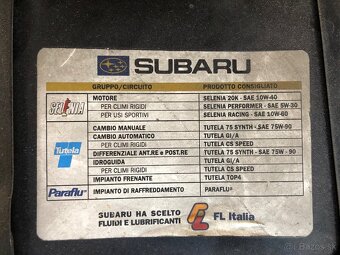 Kapota Subaru Impreza WRX-STi - 4