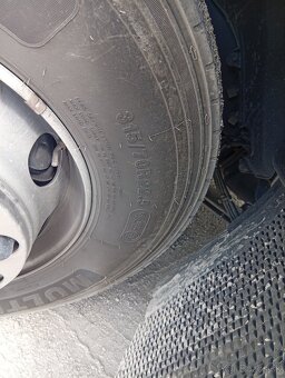 Pneu 315/70 R22.5 - 4