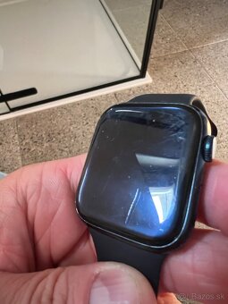 Predám Apple Watch 8 series 45mm - 4