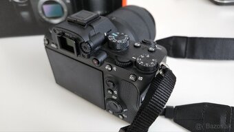 Sony - 4