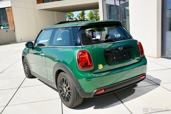 MINI COOPER SE 135KW PANORAMA 1 MAJITEL - 4