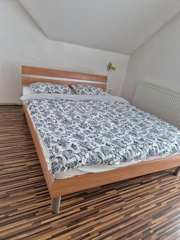 Manželská posteĺ s roštom a 2 x matrac. - 4