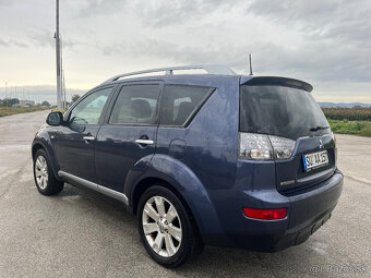 Mitsubishi Outlander 2.2 DI-D 4x4 instyle 7miest navi xenon - 4