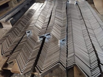 Predám Nastaviteľný strešný háky na škridlovú strechu - 4