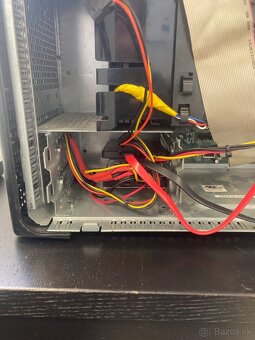 DELL power edge T100 - 4