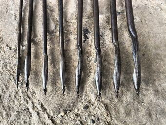 Nebožiec,nebožiece  8ks - 4