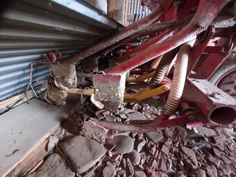 Sejačka accord pneumatícka - 4