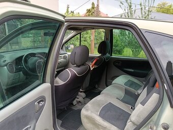 Predám Renault Scenic 1.8 benzín - 4