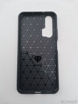 Nový ochranný kryt na Huawei Nova 5T - 4