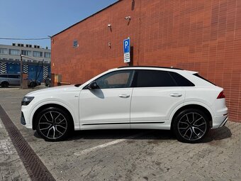 🚗 Prenájom luxusného SUV – Audi Q8 S-Line 🚗 - 4