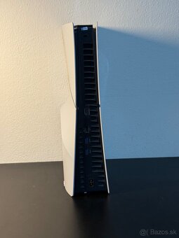 Predám hernú Konzolu PS4 Slim 1TB SSD Bez známok Používania - 4