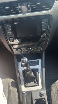 Škoda octavia 3 combi 1.6tdi 4x4 - 4