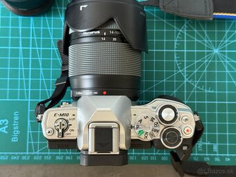 Olympus OM-D E-M10 Mark IV + objektívy - 4