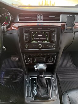 Škoda Superb 2.0 dsg Combi - 4