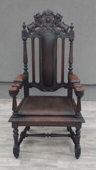 Stolička v štýle viktoriánskej neogotiky. - 4