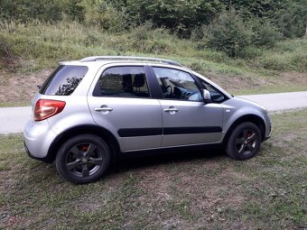 Suzuki SX4 1,6 benzín 88kw 4x4 r.2010 - 4