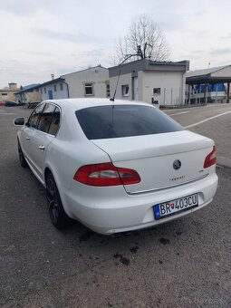 Škoda Superb - 4