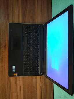Dell Precision 7520 | i7 • 16GB • 1TB SSD • Quadro M2000M - 4