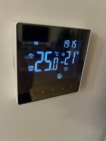 termostat na electr. podlahové vykoruvanie 16A Wifi - 4