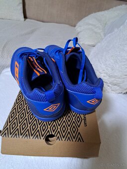 Halovky Umbro - 4
