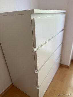 Biela skrina - 4