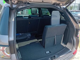 Land rover Discovery sport. 7 miestne - 4
